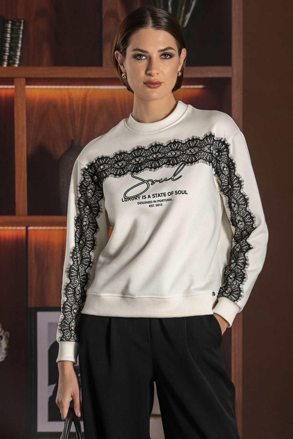 Sweat com Fita de Renda Foursoul | Cru