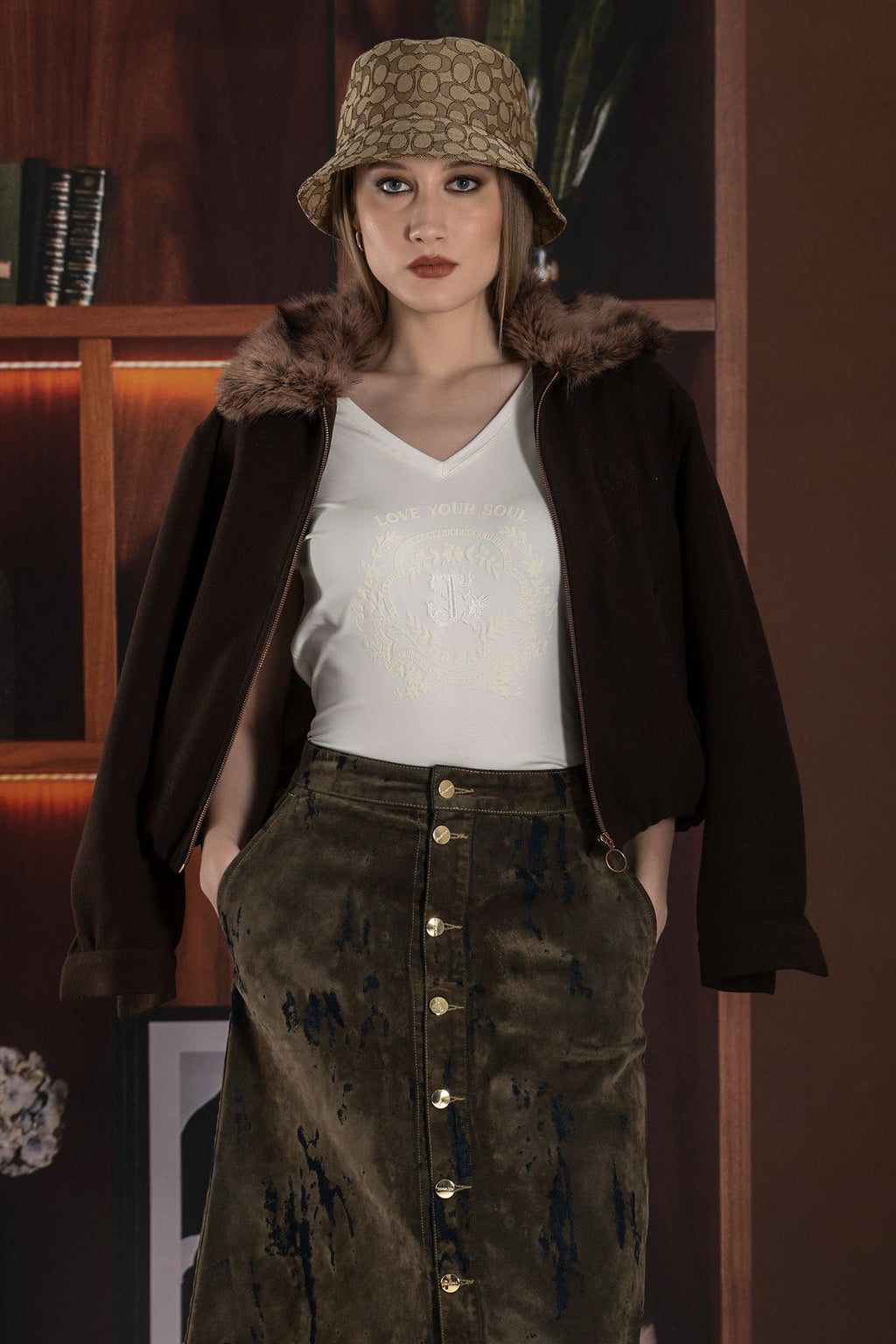 T-Shirt Urban Nomad — Foursoul | Cru detalhe