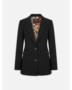 Blazer preto com pormenor de missangas Scripta - vista frontal